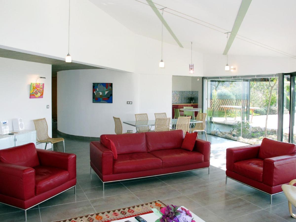 Holiday Home Baie De Bandol By Interhome Санари-сюр-Мер Екстериор снимка